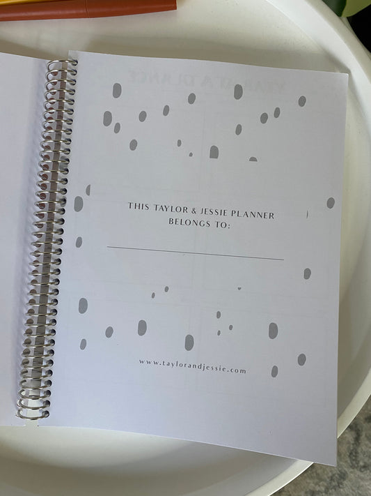 Classic Undated Weekly and Monthly Planner